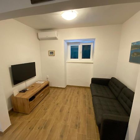 Holiday Home Olea 普纳特 外观 照片